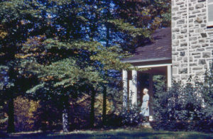 LB_Burt_LB_home_slide_web